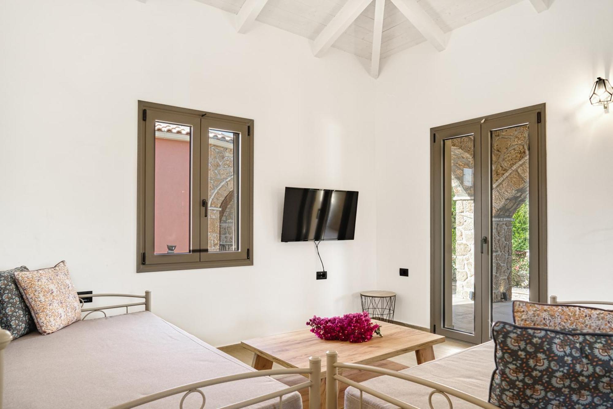 Astarte Villas - Astra Private Villas With Pool Vasilikí 外观 照片
