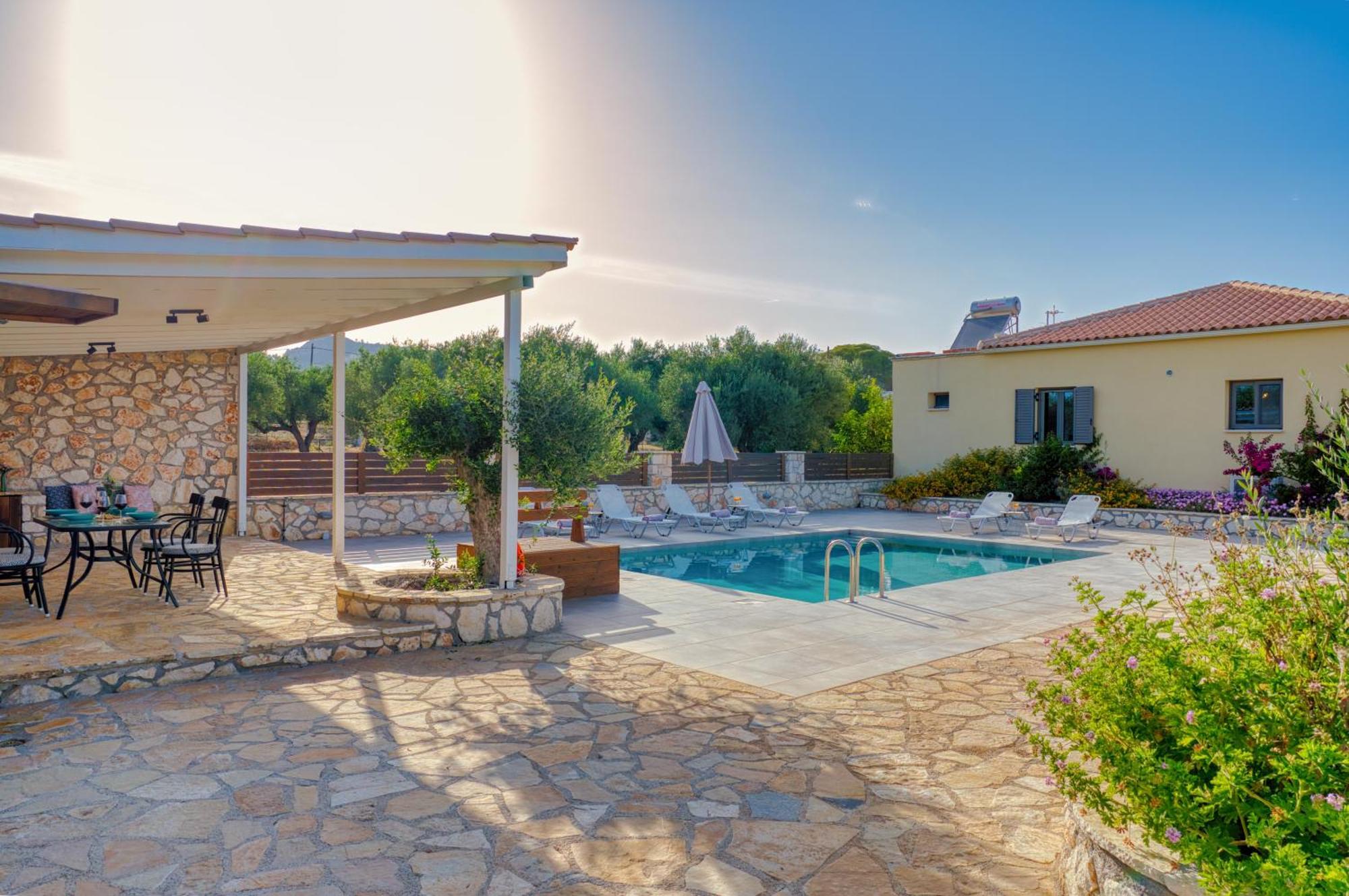 Astarte Villas - Astra Private Villas With Pool Vasilikí 外观 照片