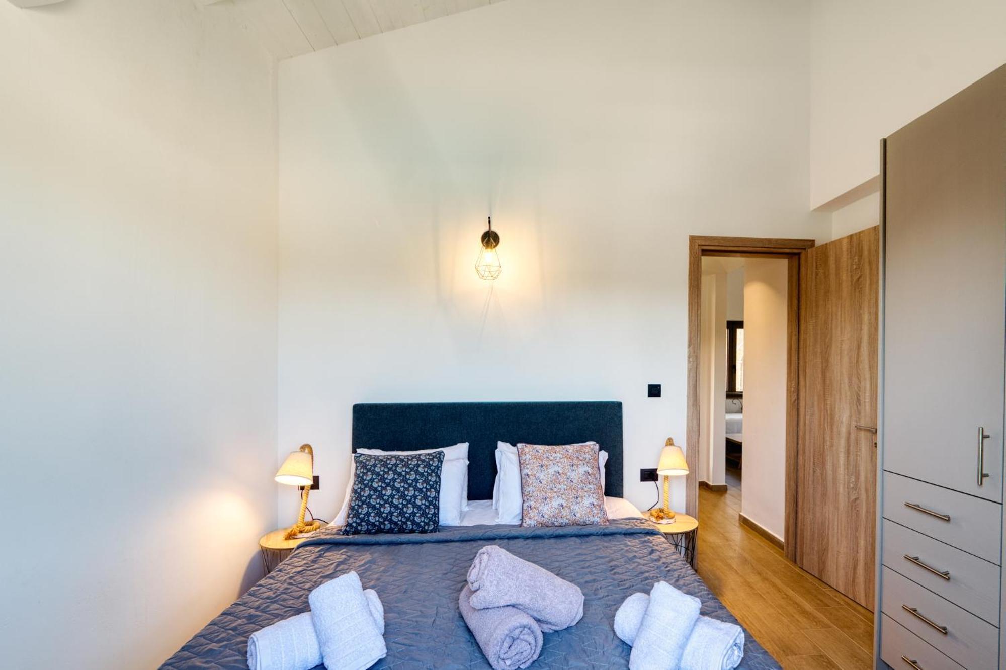 Astarte Villas - Astra Private Villas With Pool Vasilikí 外观 照片