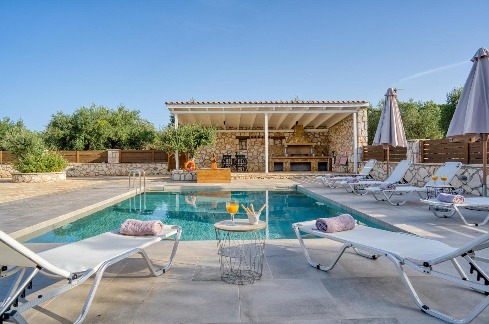 Astarte Villas - Astra Private Villas With Pool Vasilikí 外观 照片