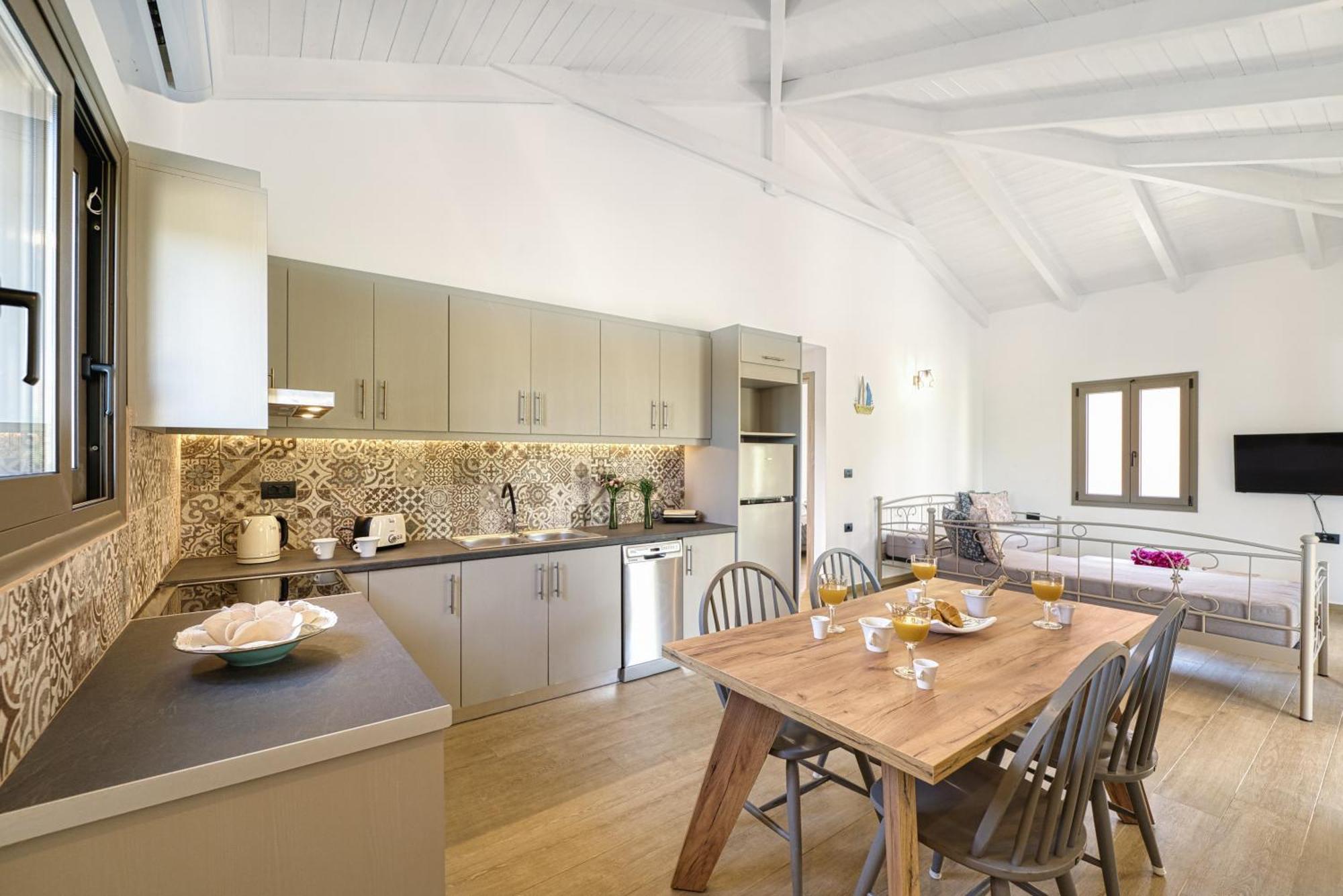 Astarte Villas - Astra Private Villas With Pool Vasilikí 外观 照片